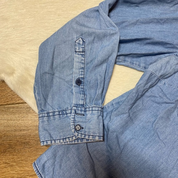 Per Se women's blue denim button-down shirt - Picture 8 of 8